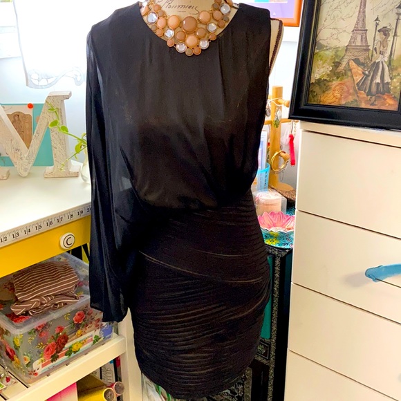 BCBG MAXAZRIA Classy black one sleeve dress - Picture 1 of 7